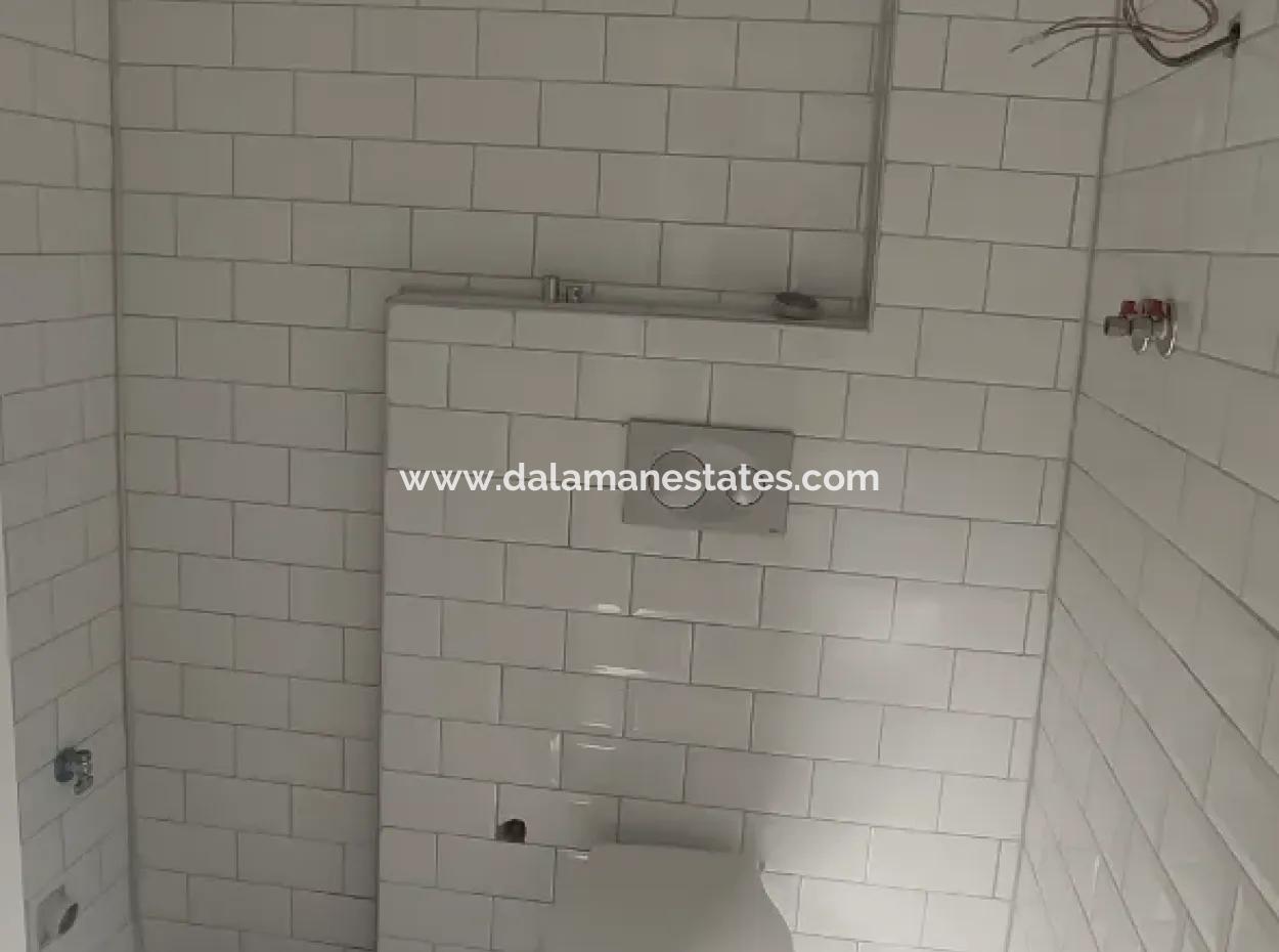 Satılık Havuzlu Site İçinde Dubleks Villa