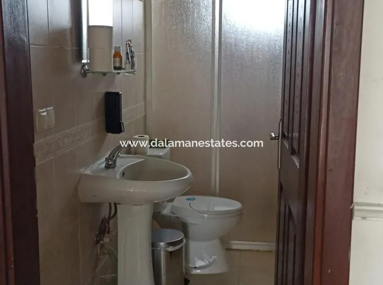 Dalaman Da Havuzlu Sitede Eşyalı Kiralık Villa